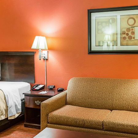 Quality Inn אלבני מראה חיצוני תמונה
