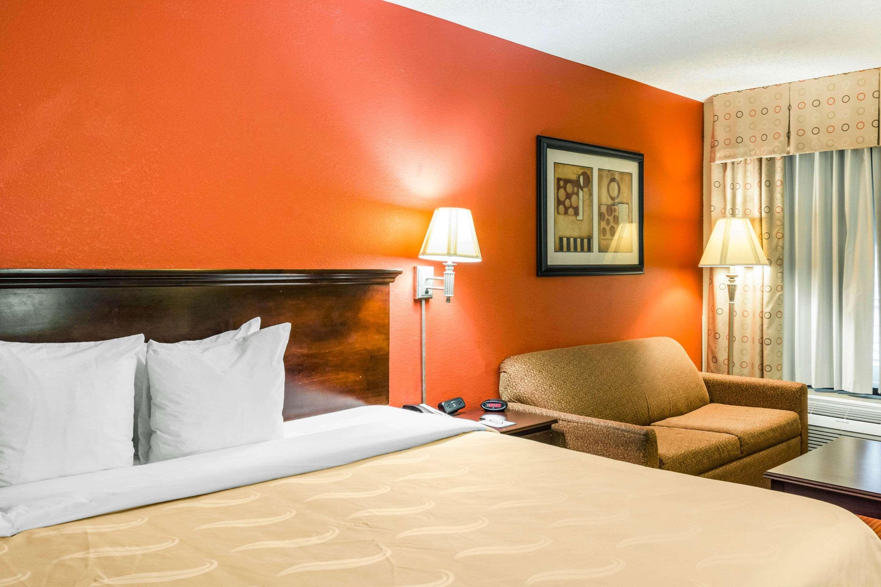 Quality Inn אלבני מראה חיצוני תמונה