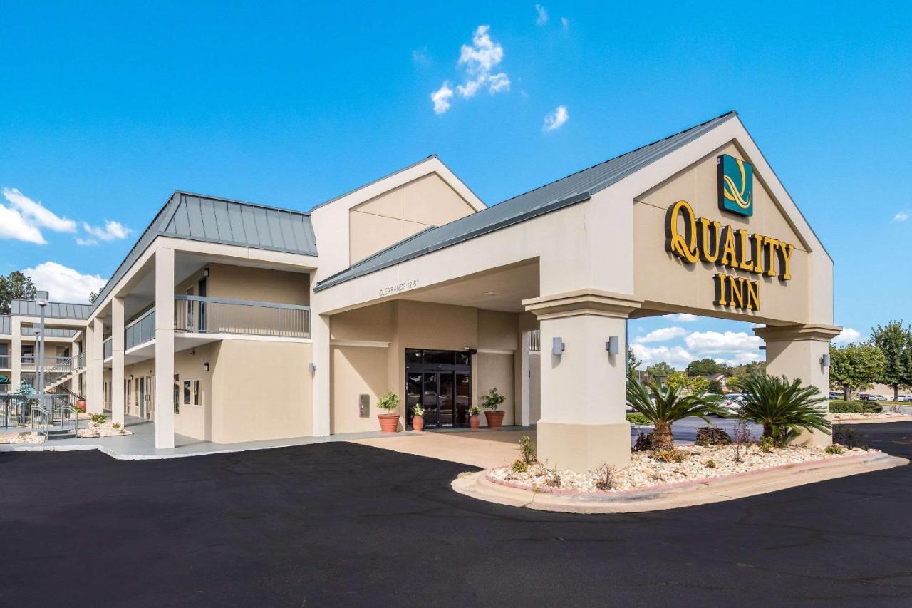 Quality Inn אלבני מראה חיצוני תמונה